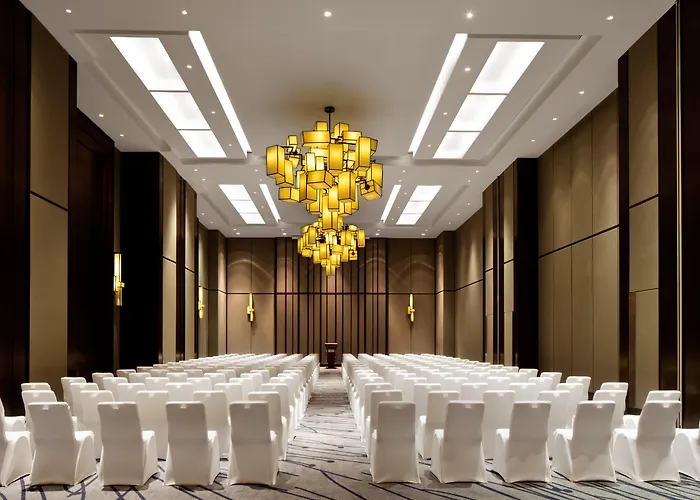 Radisson Collection Muscat, Hormuz Grand